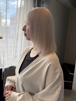 アルトラ(ALTLA)&nbsp;ホワイトカラー/ホワイトブロンド