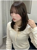 艶感たっぷりオリーブベージュ　ミディアムレイヤー　博多美容室