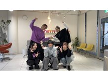 STELLAのスタッフは現在5名です☆みんなそれぞれに目標を持って頑張っています！ちょこっとご紹介します♪