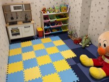 アース 長久手店(HAIR & MAKE EARTH)の雰囲気(キッズルーム完備で忙しいママもお子様連れで綺麗を維持♪)