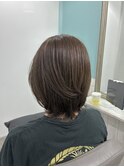 ミディアムレイヤーボブ×艶ベージュ