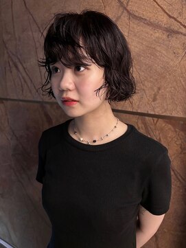 ナヌーク シブヤ(nanuk shibuya) ボブパーマ葡萄カラーヘア