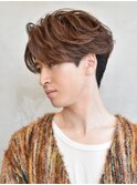 自然な毛流れでラフにキマるセンターパート×フェザーパーマ