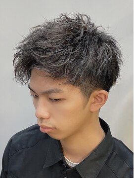 ベローチェ ツイスト×シルバーメッシュで男らしさUP!