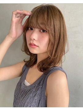 テイラー(Taylor) 【Taylor 大宮】ナチュラルブラウン×ワンカールミディ