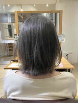 ヴァンクシー バイ ルナ(VANKCY by Luna) クラゲヘアー オリーブグレー 小顔 ココアベージュ 黒髪 登戸