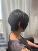 小顔ショートボブ丸みショート×アッシュオリーブ白髪ぼかし