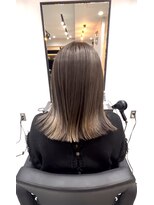 アグ ヘアー ミロ 本厚木店(Agu hair milo)&nbsp;切りっぱなし×バレイヤージュ　本厚木