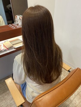 マーリャヘアー(mallia hair) レイヤースタイルレイヤーカットロングレイヤー小顔スタイル