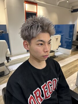 ルースト 京都河原町店(ROOST) ホワイトベージュスパイキーショート