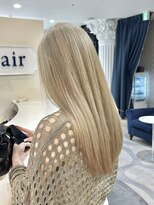 エアー 青山(AIR) アッシュベージュブロンドヘアロングレイヤー