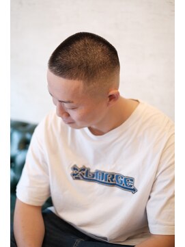 ブロートーキョーバーバーショップ 神田店(Bro Tokyo BARBERSHOP) 【神田】チョコプラ松尾ヘアー ベリーショートスタイル