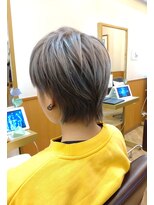 松本平太郎美容室 浦安店 シルバーアッシュ ショートウルフ/20代30代40代50代60代