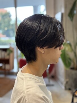 キートス(kiitos) センターパートショート　韓国風