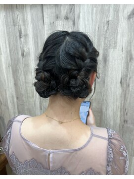 ラカトッカ(LAKA TOCCA) 【編み込みツインおだんご◎】