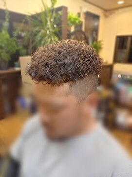 男&女のヘアーサロンF プードルパーマ