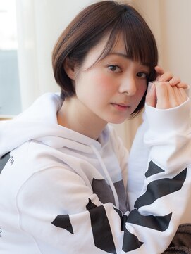 ヴィヴィ(VIVIE) 似合わせ大人ガーリーダークアッシュミディアムレイヤーカット