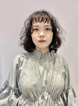 シーア(ciia) ガーリーボブスタイル