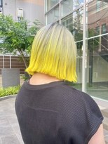 サンドレオ 新宿店(sand Leo)&nbsp;切りっぱなしボブイエローグラデーションホワイトカラー