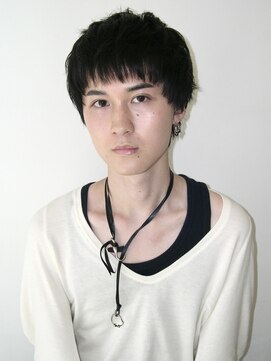 ココ 原宿(KOKO) ニュアンスパーマ刈り上げセンターパートスパイキーショート