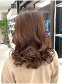 ベージュ系カラー コテ巻きパーマ