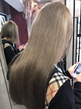 テテ(TETE) ミルクティー グレー 長堀橋×心斎橋