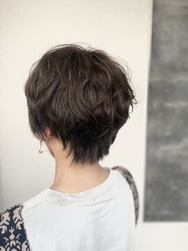ドルチェヘアー(DOLCE HAIR) ふんわりショートヘア