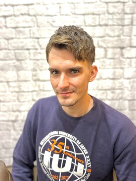 グレイスフルバーバー 赤坂見附店 後味爽快！爽やかアシメバング！【赤坂】【理容室】【メンズ】