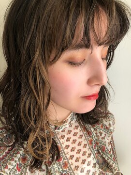 エトラ 渋谷店(etora) 大人可愛い韓国風ウェーブミディ