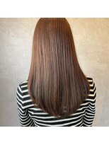 イーラヘアー(ERA HAIR)&nbsp;前で揃うオリーブベージュカラー似合わせカラーストレート