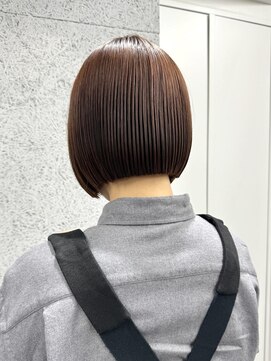 ラフ 新宿(Laff) 新宿 前下がりボブ 切りっぱなしボブ ショートボブ 縮毛矯正