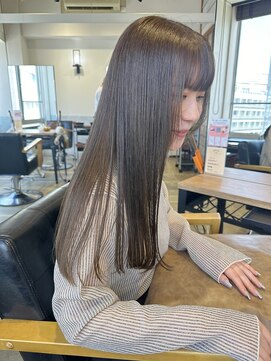 ラボヌールヘアーレーヴ 池袋店(La Bonheur hair reve) 色素薄めなオリーブベージュ