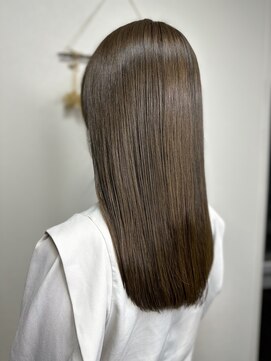 20代30代小顔ゆるふわアッシュブラウン