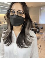 サイン 渋谷(SIGN) ザクザクレイヤーカット巻き方簡単ミディアムロング韓国表参道