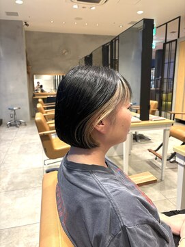 エル バイ ゼノン ビューティー(L by ZENON BEAUTY) デザインカラー イヤリングカラー ショートボブ