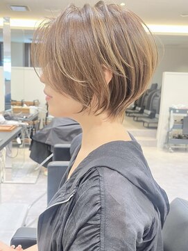 アンド ストーリーズ(&STORIES) ショートボブ髪型40代50代60代前髪あり前髪なし【橋本】