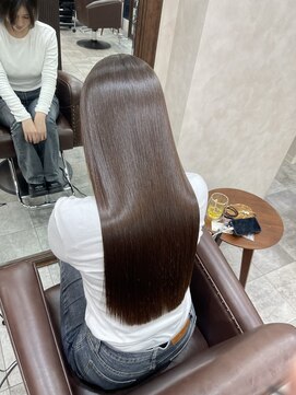 シアー 銀座店(SHEER.) 髪質改善×縮毛矯正×酸性ストレート【銀座,銀座一丁目美容室】