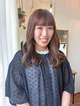 ムク(Muku) ブリーチなし透明感たっぷりベージュカラー