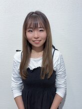 【アシスタント】浜口栞奈（ハマグチカンナ）/丁寧な接客で心地よい時間をお届け◎