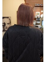 チャプター 問屋町(chapter)&nbsp;髪質改善切りっぱなしボブ外はねボブヘイリーボブピンクベージュ