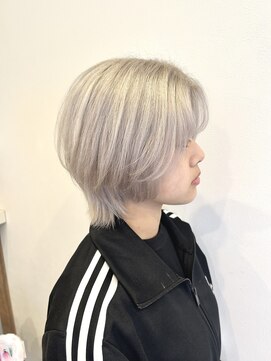 ナチュラルスポット(Natural Spot) ショートウルフ×ホワイトベージュ