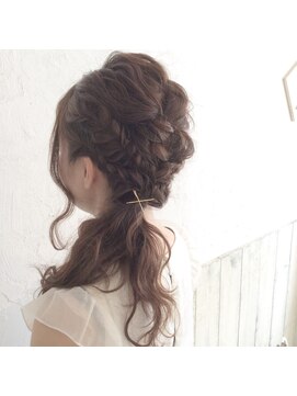 アンジュ(ange) ange ふわふゎ×編み込みダウンスタイル♪