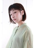 抜け感がいい感じのナチュラルボブ