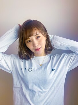 ホワイエ(Foyer) 透明感ベージュ×ふんわりボブ