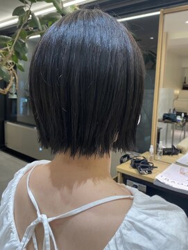 フリップビーアヴェダ(FLIP B AVEDA) 本八幡×市川×オーガニックカラー×ショートボブ