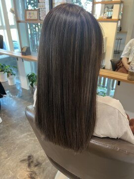 ア ドリームアップスタジオ レストアール(A DREAM UP STUDIO restR) 艶ヘアー