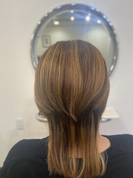 ビィーワンイースト(Be 1 EAST) ウルフカット