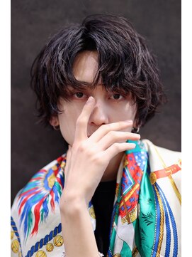 リップス レイ ギンザ(LIPPS Ray GINZA) 韓流コンマ