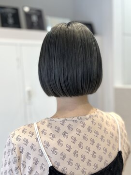シュク 高円寺(SYUK) ミニボブ/切りっぱなしボブ/ブリーチ/SYUK高円寺【青木】