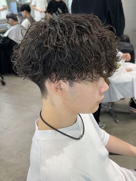 フィフス 天神大名(fifth) 天神波巻きプードルパーマハードスパイラルマッシュメンズ強め